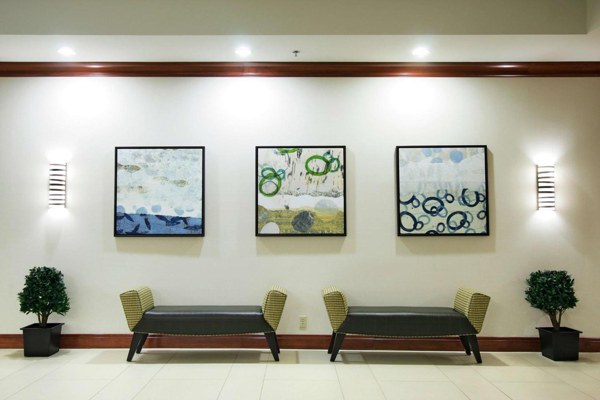 Doubletree By Hilton Center Hotel 4*