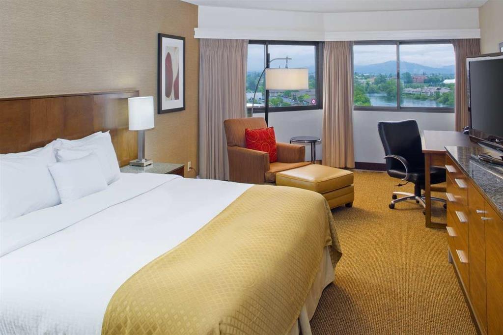 Doubletree By Hilton Center Hotel Spokane
