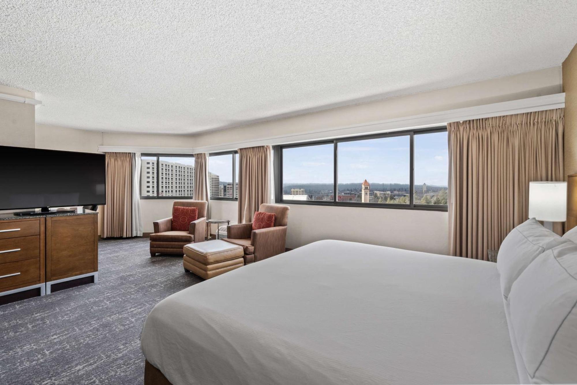 Doubletree By Hilton Center Hotel Spokane